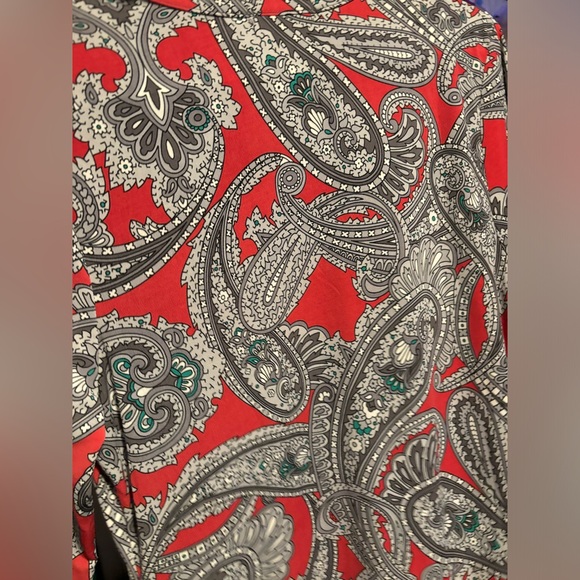 Unique Paisley Women's Top - Picture 6 of 9